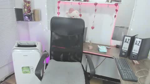 sweetsamy39715 online show from February 24, 3:42 pm