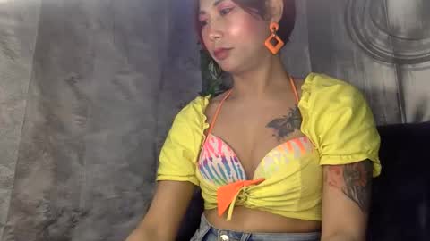 Snapshot of sweetspicypotato chatting on October 12, 5:04 pm spicy online show from October 12, 5:04 pm