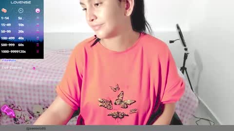 lili online show from March 8, 10:43 am