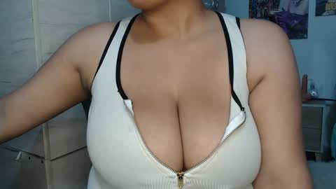 sweett_candy1 online show from December 2, 3:27 am