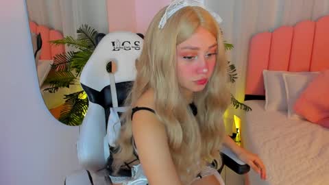 sweett_fire online show from April 23, 5:36 pm