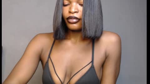 sweetxxboobsx online show from March 27, 8:37 am