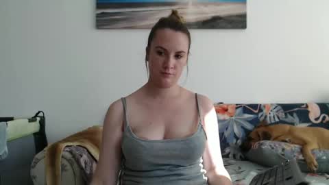 Snapshot of sweety_cat7 chatting on October 21, 9:14 am Sweety Cat online show from October 21, 9:14 am