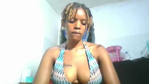 sweetz_candice online show from March 29, 10:11 pm