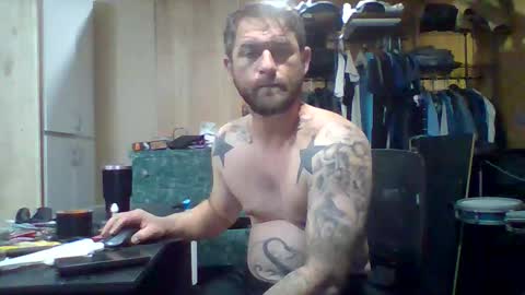 switchleg242 online show from May 1, 5:01 am