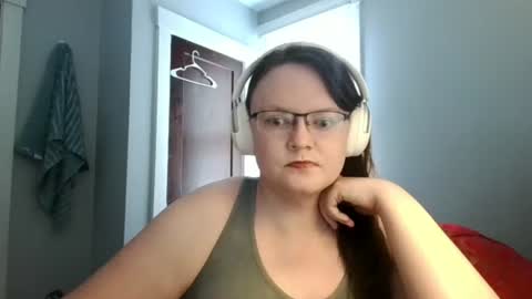 sylviexxxfun online show from July 24, 7:44 pm