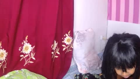 syndiedesiles online show from November 9, 12:25 am