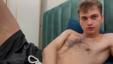 tai_fun online show from April 3, 10:28 pm