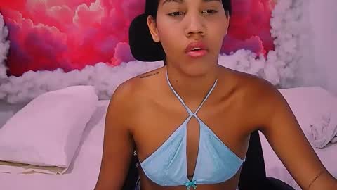 Snapshot of tainara_ebonny chatting on October 3, 3:48 am Tainara online show from October 3, 3:48 am