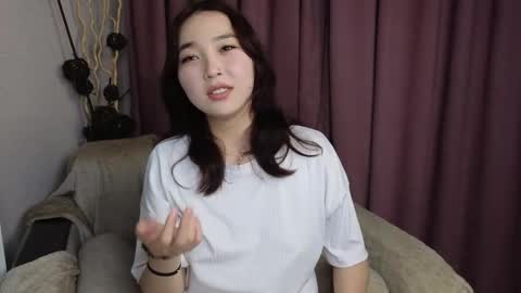 Soo Ying online show from November 22, 8:40 pm