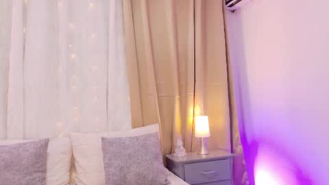 tali  online show from June 27, 12:33 pm