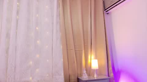 tali  online show from June 28, 1:07 pm