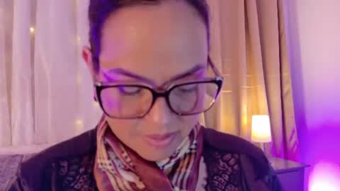 tali  online show from June 20, 6:47 pm