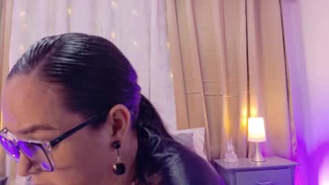 tali  online show from July 1, 7:22 pm