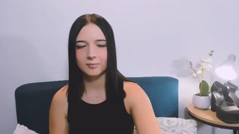 taliasensitive online show from January 15, 8:28 pm