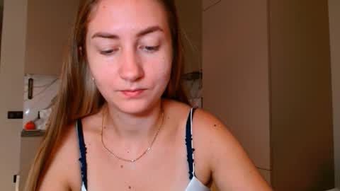  Kira  online show from November 8, 7:33 am