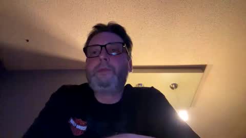 tallpaulbarker online show from April 13, 2:27 am