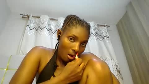 Snapshot of tamia538235 chatting on February 24, 9:20 pm tamia online show from February 24, 9:20 pm