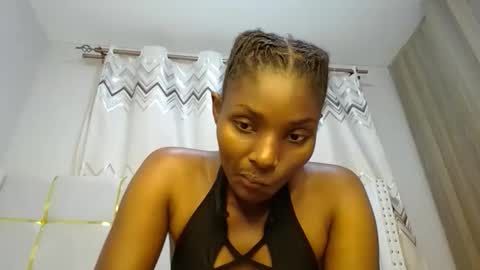 Snapshot of tamia538235 chatting on February 24, 6:15 pm tamia online show from February 24, 6:15 pm