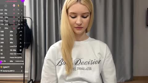 Melissa online show from May 31, 2:38 pm