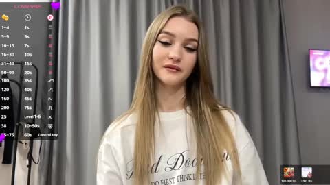 Melissa online show from April 23, 12:13 pm