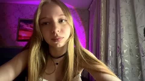 Jenny online show from April 26, 5:43 pm