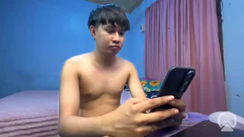 tammy_boy2001 online show from July 1, 10:35 am