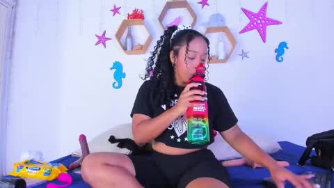 3 Tanisha 3 online show from November 19, 11:42 am