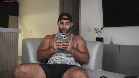 Tarek online show from October 22, 9:05 pm