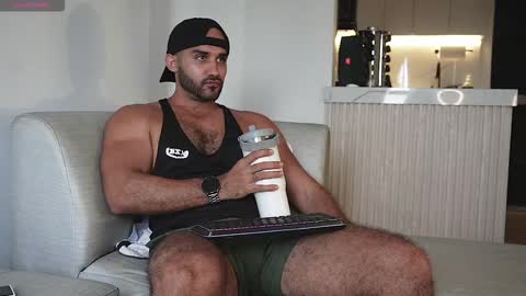 Tarek online show from October 6, 8:59 pm