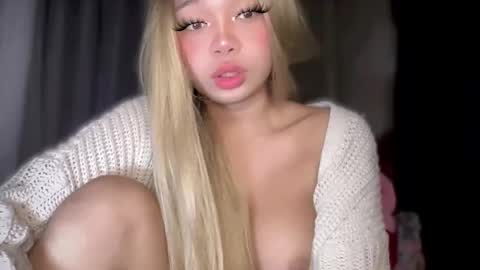 tastelikesugar1 online show from April 29, 10:20 am