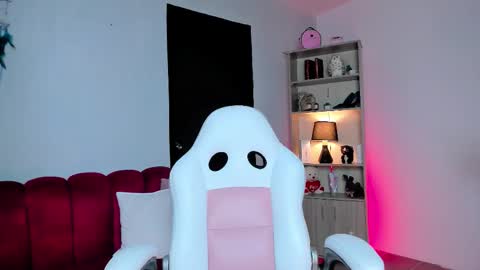 Snapshot of tatiana_mendoza chatting on October 23, 4:08 pm tatiana_mendoza online show from October 23, 4:08 pm