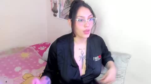 Snapshot of tatiana_ninfomaniaca chatting on September 19, 7:17 pm tatiana online show from September 19, 7:17 pm