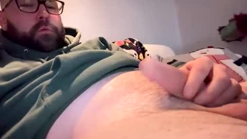 MrMrs online show from December 30, 2:42 am