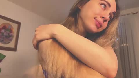 Snapshot of tatti_1 chatting on January 13, 1:56 am Tata online show from January 13, 1:56 am