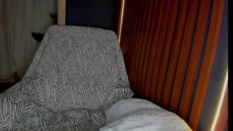 Antonia online show from March 12, 7:58 pm