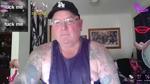 tattzsexy online show from February 19, 4:55 am