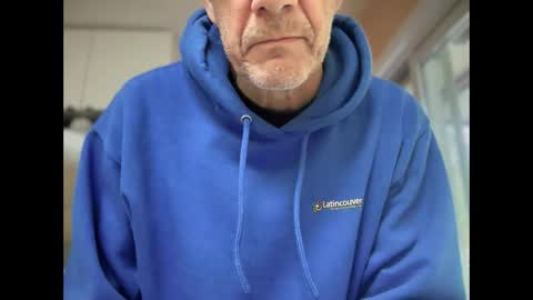 Snapshot of tauromolo chatting on December 9, 6:14 pm tauromolo online show from December 9, 6:14 pm