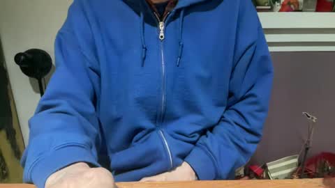 Snapshot of tauromolo chatting on February 10, 10:09 am tauromolo online show from February 10, 10:09 am