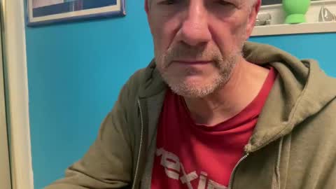 Snapshot of tauromolo chatting on October 6, 7:15 am tauromolo online show from October 6, 7:15 am