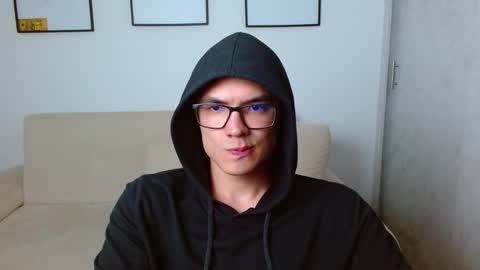 taurus4k online show from February 7, 1:04 am