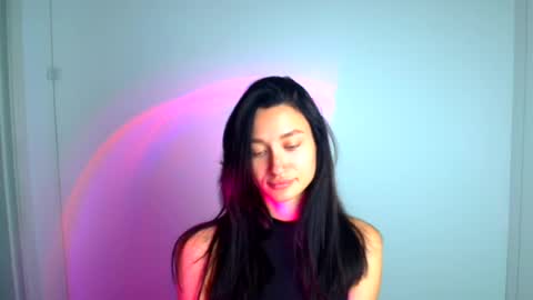 Taya online show from August 8, 6:12 am