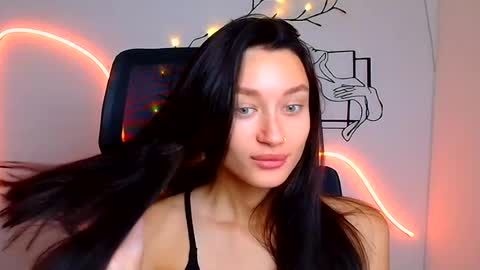 Taya online show from August 9, 5:57 am