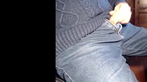 taylor363636 online show from December 12, 8:47 am