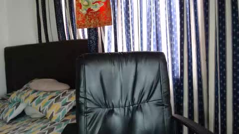 Taylor online show from September 28, 7:56 pm