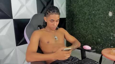 Taylor online show from April 8, 3:20 am