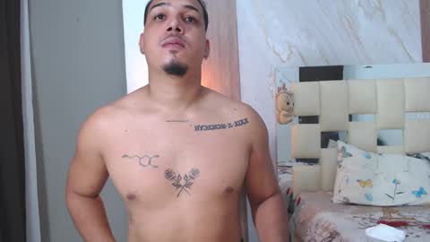 taylor_collins_2 online show from September 9, 11:05 pm