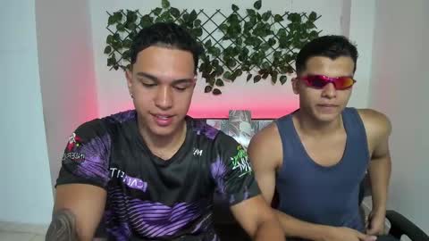 Snapshot of taylor_johnn chatting on January 11, 3:09 pm Penagos zz    online show from January 11, 3:09 pm