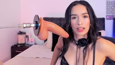 Taylor online show from March 23, 8:36 pm