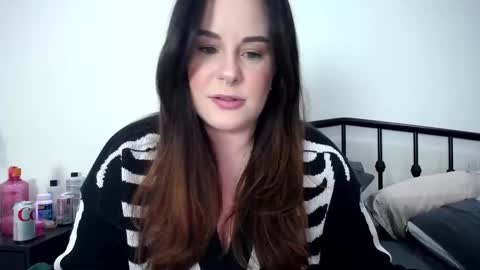 Taylor Michaels online show from January 10, 2:57 am